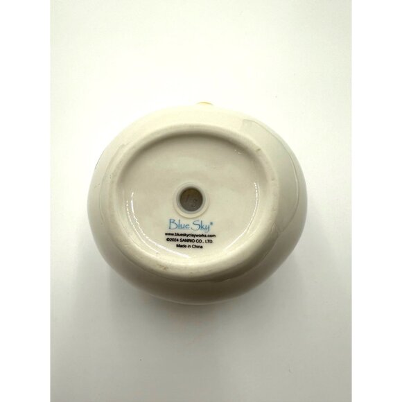 Hello Kitty Ceramic Planter With Bow & Flower Accents By Blue Sky - Picture 3 of 7